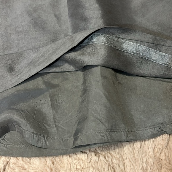 LOFT skirt in size 10 - Picture 7 of 10